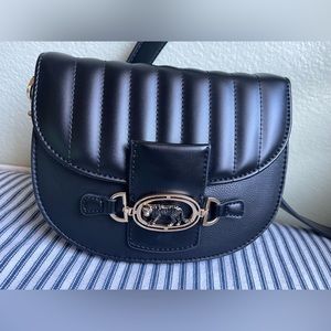 Topshop - Black leather crossbody bag ✨💖